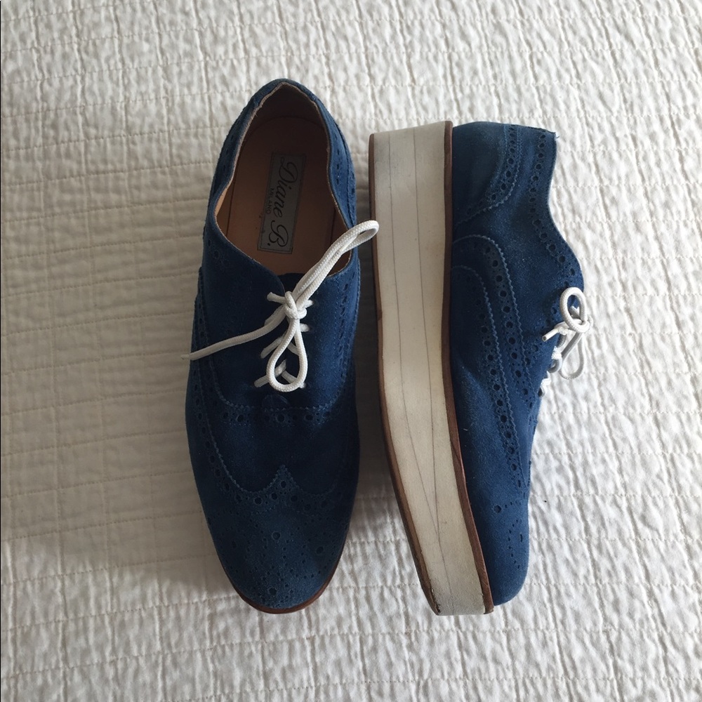Diane B blue suede platform Oxford shoes